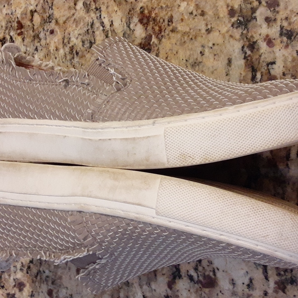 indigo rd slip on sneakers - Picture 9 of 10